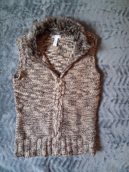 Charter Club Jackets & Blazers - Charter Club / Vest / Womens/ PS/  Faux Fur Collar / Chunky Knit Vest